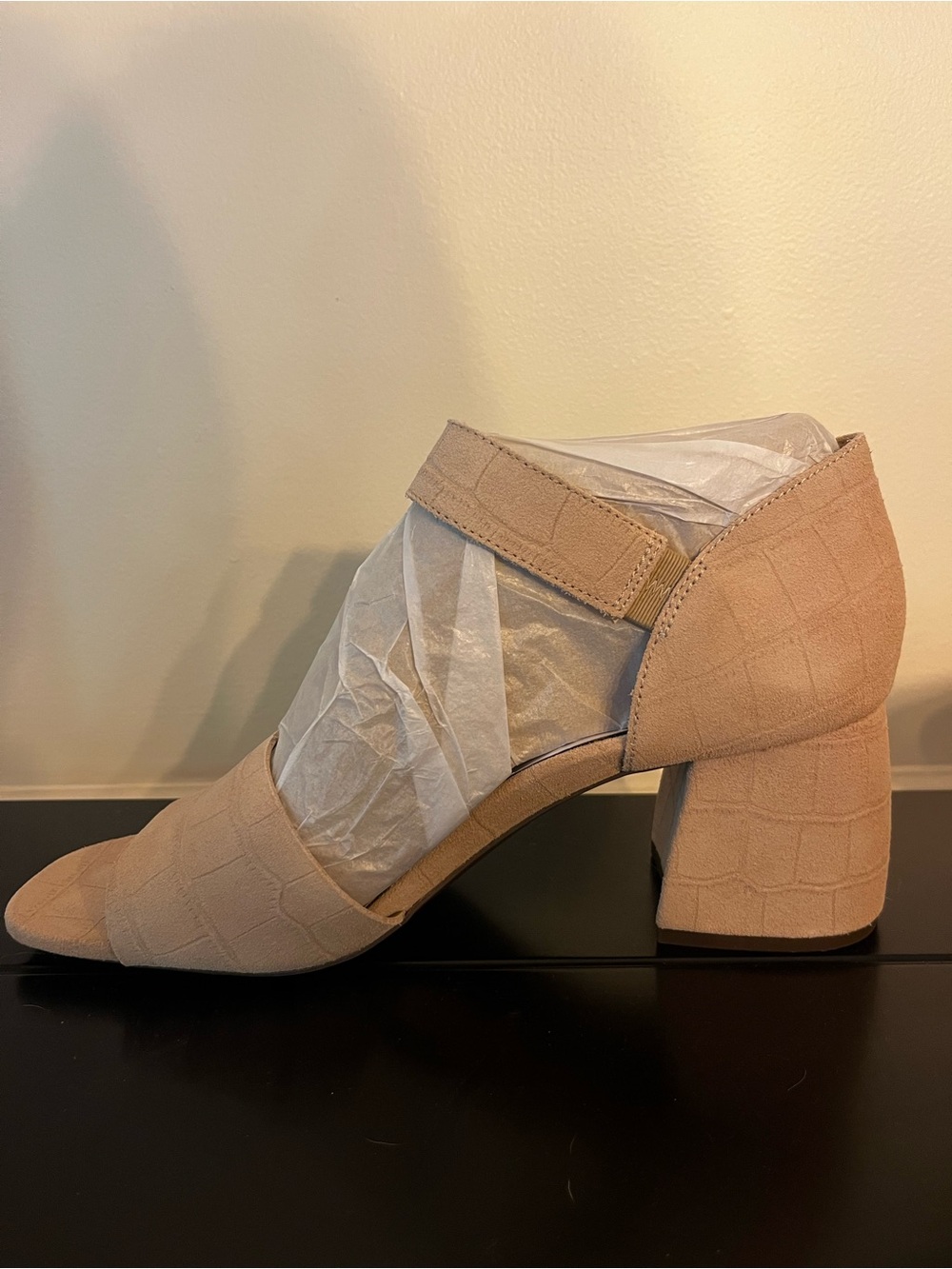 Vionic Chardonnay Block Heel Sandals with Buckle - Picture 4 of 6